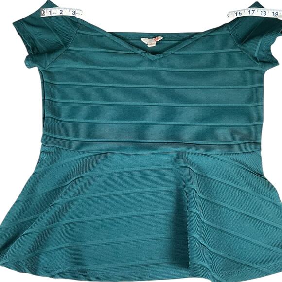 G by Guess Size Large Hunter Green Off The Shoulder Body Wrap Peplum Sexy Top - Picture 8 of 11